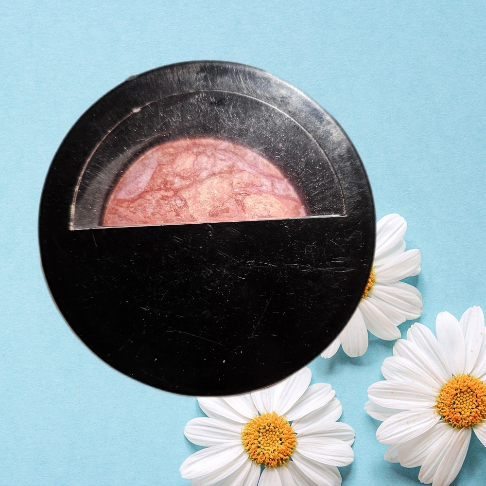 Laura geller blush